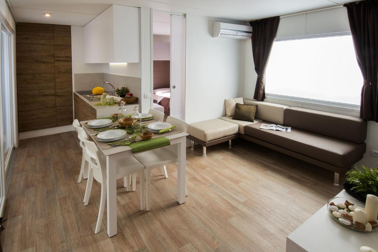 Casa Mobile Gustocamp A Caorle Hotel ภายนอก รูปภาพ